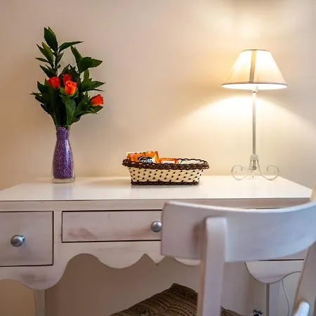 Terre Dipinte Couette-café Salernes